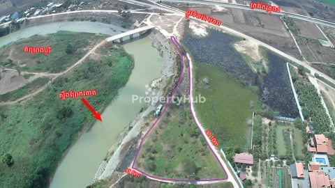 ដីលក់ជាប់ស្ទឹងព្រែកត្នោត!