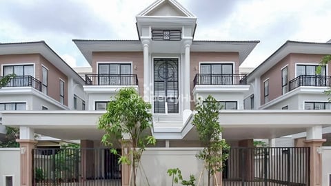 Twin Villa for Sale in Borey Peng Huoth The Star Mera Garden