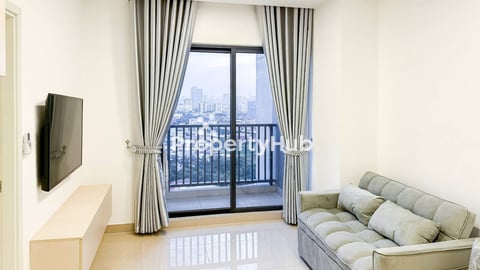1-BR Condo for rent at Parkland TK