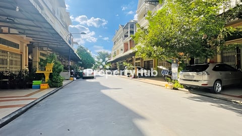 🏘 ផ្ទះល្វែង ក្នុងបុរី ម៉េងលី ជិតផ្សារដីថ្មី ត្រូវការលក់បន្ទាន់ខ្លាំង