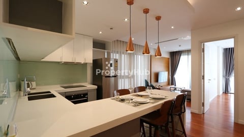 Luxury 2 Bedroom Serviced Apartment for Rent Near BKK1