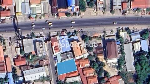 HighVisibility Commercial Plot Near Street No 1