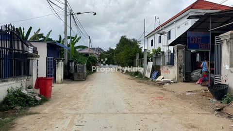 ដីលក់បន្ទាន់នៅជិតបុរីពិភពថ្មីឈូកវ៉ា2