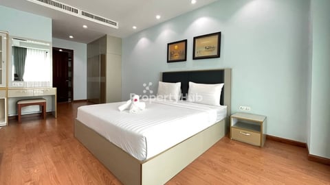 SPECIOUS TWO BEDROOM FOR RENT-NEAR RUSSIAN MARKET🍀