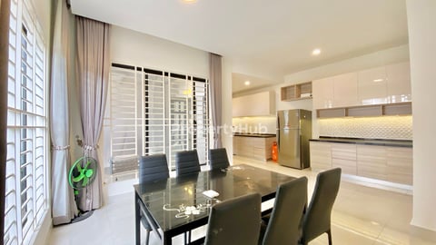 🏡 Twin Villa A (Corner Unit) For Rentវីឡាភ្លោះ A កែង សម្រាប់ជួល1400$ ❤️Borey Pe