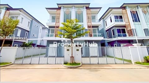 ✅វីឡាភ្លោះ សម្រាប់ជួល នៅបុរី វ៉ារីណា សែនសុខ នៅលើផ្លូវ 2011 (H-15475)