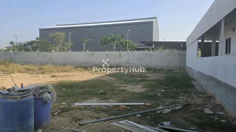 ដីលក់ខាត