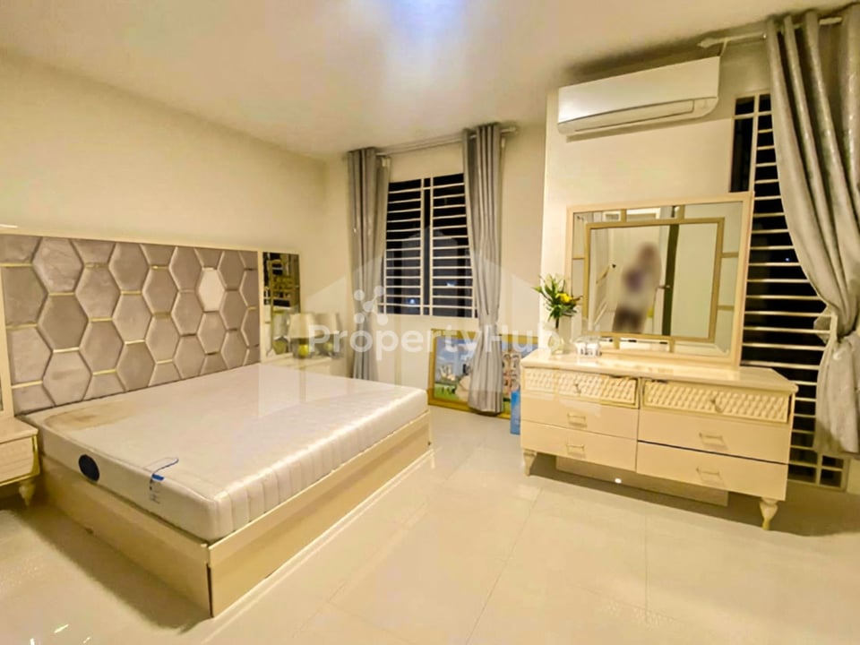 រូបភាពអចលនទ្រព្យទី 4