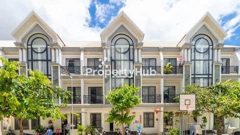 Link House for Sale in Svay Dangkum Area