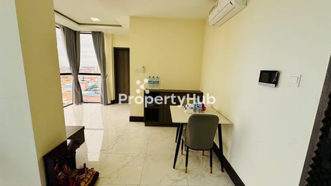 1-BR Condo for Rent at Orkide The Royal Condominium 