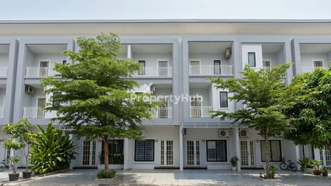 Affordable 4 Bedroom Link House for Rent in Preaek Kampues Dangkor