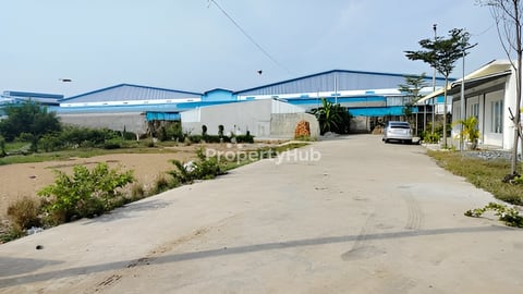 ដីលក់ ក្រុងតាខ្មៅ