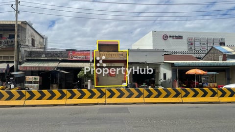 Excellent Investment Opportunity: Shophouse on Street 271