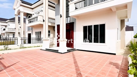 វីឡាលក់បន្ទាន់តម្លៃចរចាបាន