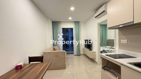 1BR Condo for rent at Park Land Condo TK