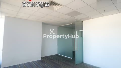 ការរិយាល័យជួល តម្លៃ950$​ មានខាន់3បន្ទប់