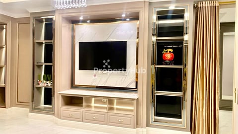 💥វីឡាឃ្វីន លក់បន្ទាន់ខ្លាំង! បុរីប៉េង ហួត 50M ជិតAeon3 (Code: V-00014)