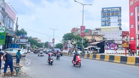 ដីលក់នៅលើផ្លូវ271