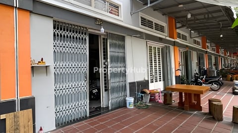 ផ្ទះល្វែងសម្រាប់លក់ 55000 ចរចារ