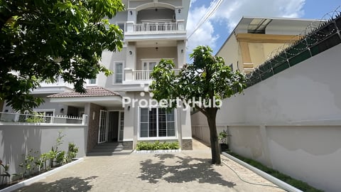 វីឡាសម្រាប់ជួល នៅសង្កាត់ផ្សារដើមថ្កូវ