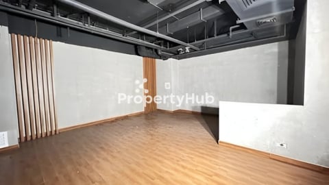 [ទីតាំង​សម្រាប់ជួល - RETAIL SPACE FOR RENT]