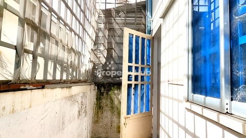 ផ្ទះល្វែងលក់