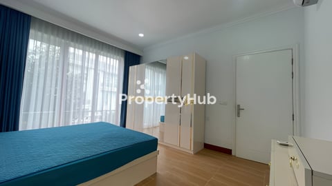 វីឡាទោលសម្រាប់ជួល នៅ បុរី ថោនវីឡា ជិតផ្លូវ60m សាលាអន្តជាតិISPP