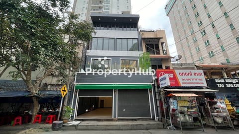 Commercial House for Sale in Boeung Keng Kang 1  Prime Location Near Independence Monument