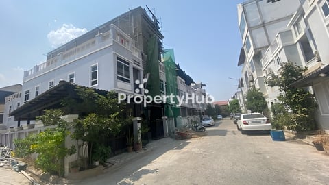 ផ្ទះកែងលក់បន្ទាន់