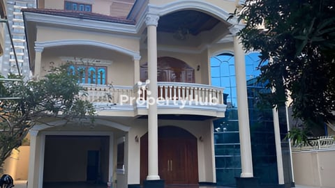 BKK1 Villa 9 Bed Rooms with 8 Bathrooms 万景岗 一分区