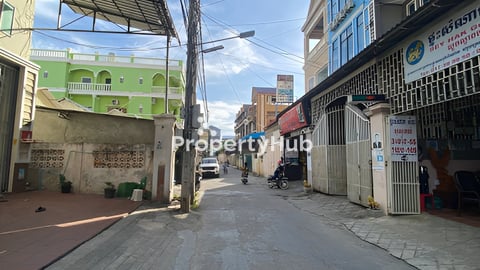 ផ្ទះល្វែងនៅខណ្ឌច្បារអំពៅសម្រាប់លក់