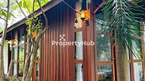 ផ្ទះលំហែនៅស្អាងលក់