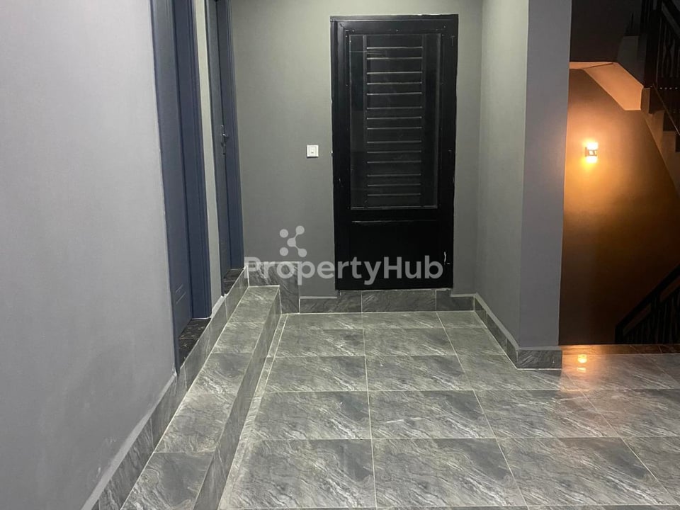 រូបភាពអចលនទ្រព្យទី 5