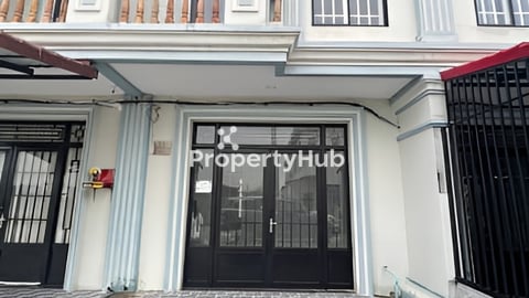 លក់ខាត​ដេីម2ម៉ឺនដុល្លារ​