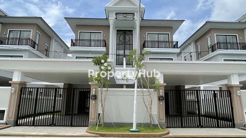 🏠 វីឡាភ្លោះA 2ផ្ទះជាប់គ្នាសម្រាប់ជួល នៅបុរីប៉េងហួតដឹស្តាមេរាហ្គាដិន 50m