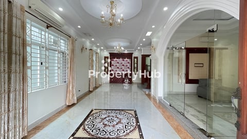 វីឡាសម្រាប់ជួលនៅ សង្កាត់ផ្សារដើមថ្កូវ