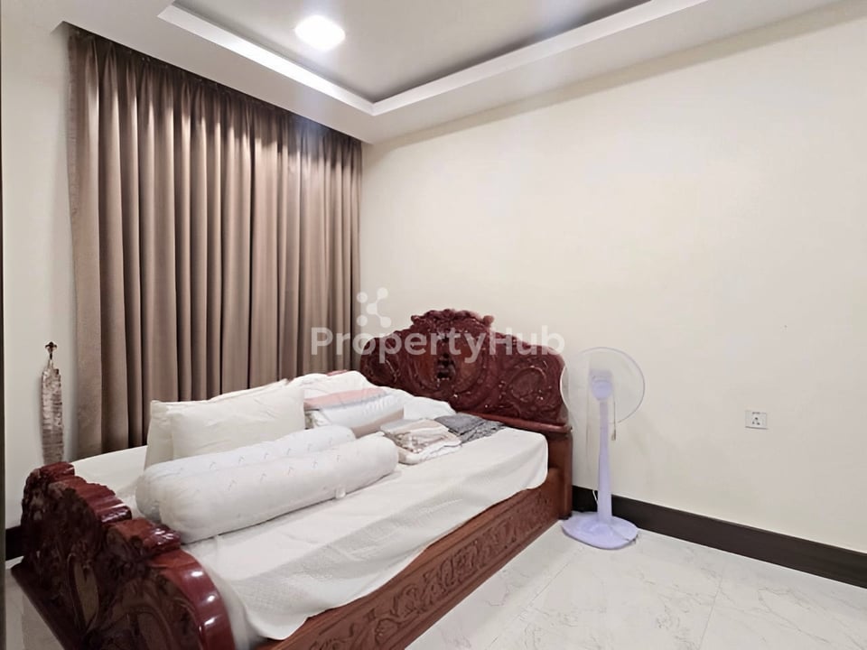 រូបភាពអចលនទ្រព្យទី 4