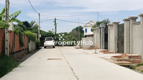 ដីលក់ប្រញាប់ក្រុងតាខ្មៅ