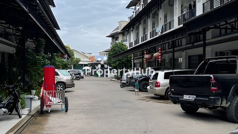 ផ្ទះលក់បន្ទាន់នៅច្បារអពៅ 93,000 USD