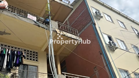 ផ្ទះ2លក់ ជាន់ទី២និងទី៣ ក្បែសាលាចេនឡា