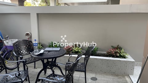 (លក់ ឬជួល) វីឡាភ្លោះ លេខពិសេស (បុរីប៉េងហ៊ួត ជិត  អ៊ីអ៊ន៣ និងប្រលានយន្តហោះថ្មី)