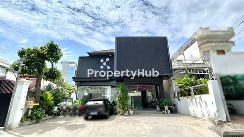 Commercial shop for rent in Tuol Tumpong area  ហាងអាជីវកម្មសម្រាប់ជួល នៅទួលទំពូង