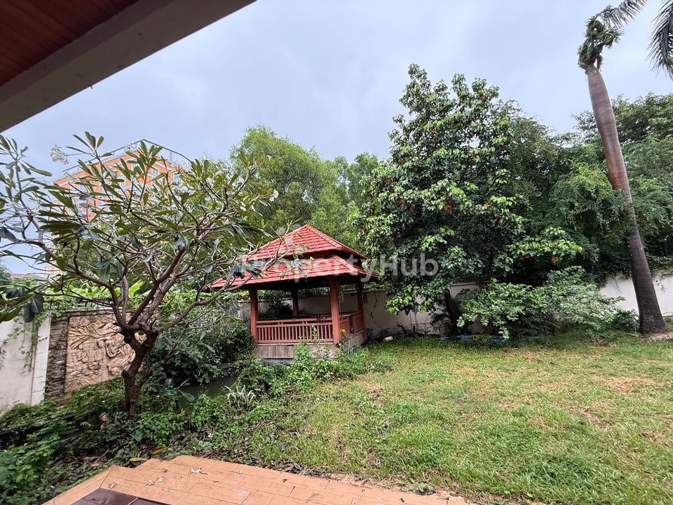 រូបភាពអចលនទ្រព្យទី 4