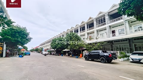 ផ្ទះអាជីវកម្ម សម្រាប់លក់ នៅបុរីវិមានភ្នំពេញ គម្រោងទី2 សង្កាត់ច្រាំងចំរេះទី1 ខណ្ឌ