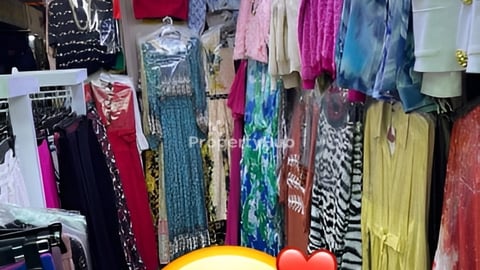 តូបផ្សាថ្មីលក់តំលៃពិសេស110000$