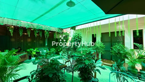 ផ្ទះលក់​ មាន​អាជីវកម្ម​ស្រាប់​ សាលាកំរេីក​ ក្រុង-សៀមរាប​