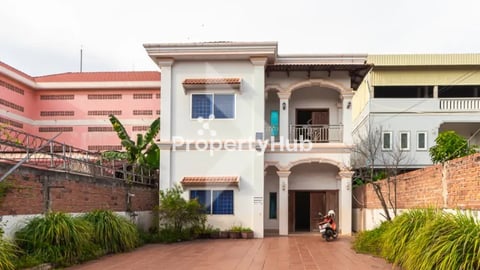 6BR-House for Rent in Kouk Chak area