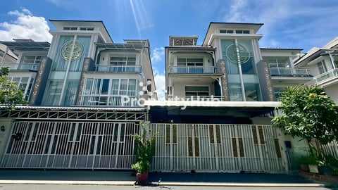 Twin Villa for Sale  at Borey Orkide 2004 (The Royal 2004 )