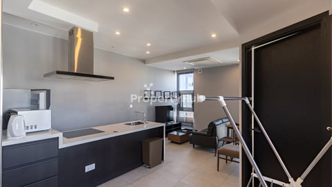 One bedroom at BKK1 ( 700$ ) inbox now