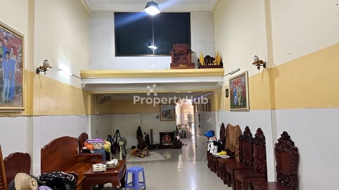 ផ្ទះលក់បន្ទាន់​